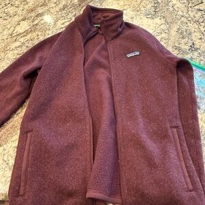 Patagonia women’s Maroon Fleece Jacket